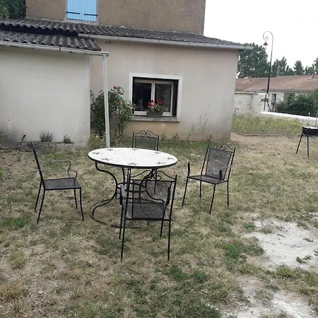 Casa de Férias Maison conviviale avec jardin à Raslay, 80 m² Raslay