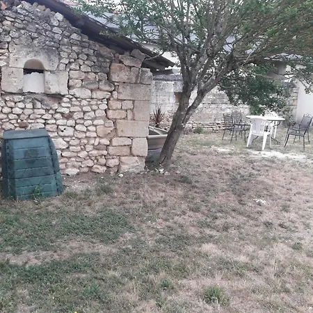 Maison Conviviale Avec Jardin A Raslay, 80 M² *