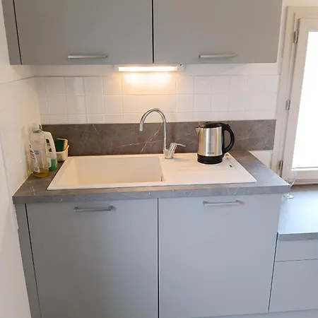 Maison Conviviale Avec Jardin à Raslay, 80 M²