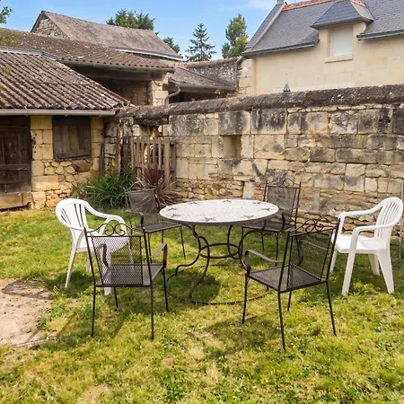 Maison Conviviale Avec Jardin à Raslay, 80 M² Raslay