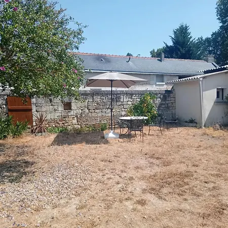 Maison Conviviale Avec Jardin A Raslay, 80 M² Vakantiehuis