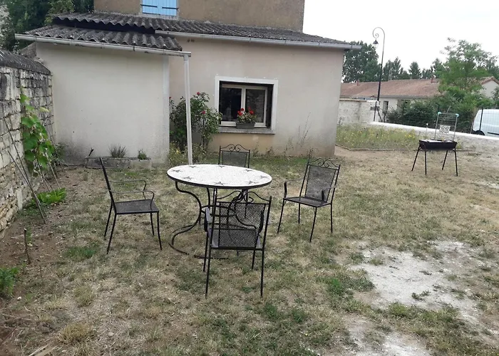 Hébergement de vacances Maison conviviale avec jardin à Raslay, 80 m² Raslay